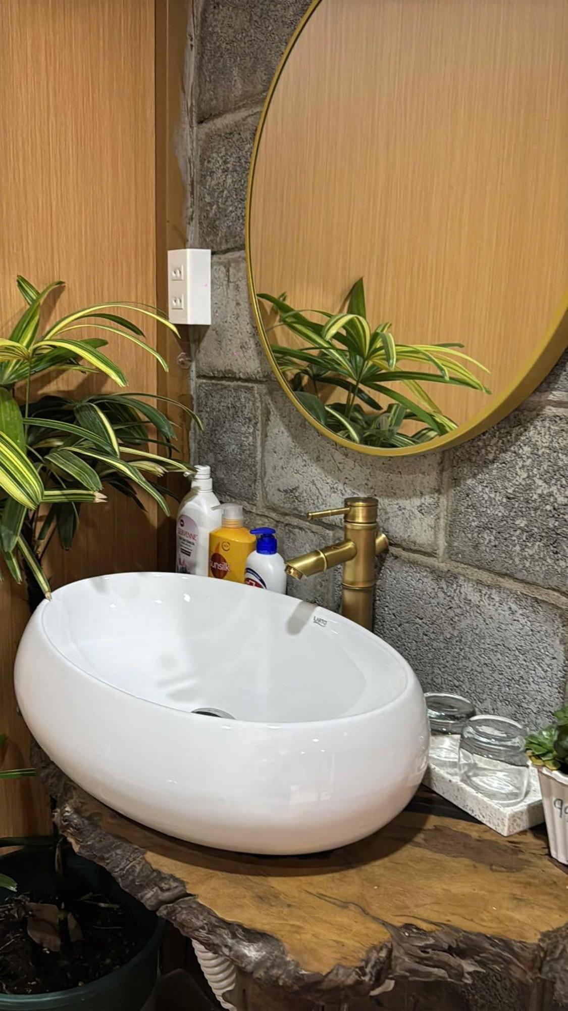 La Garden Homestay Long Xuyên 外观 照片